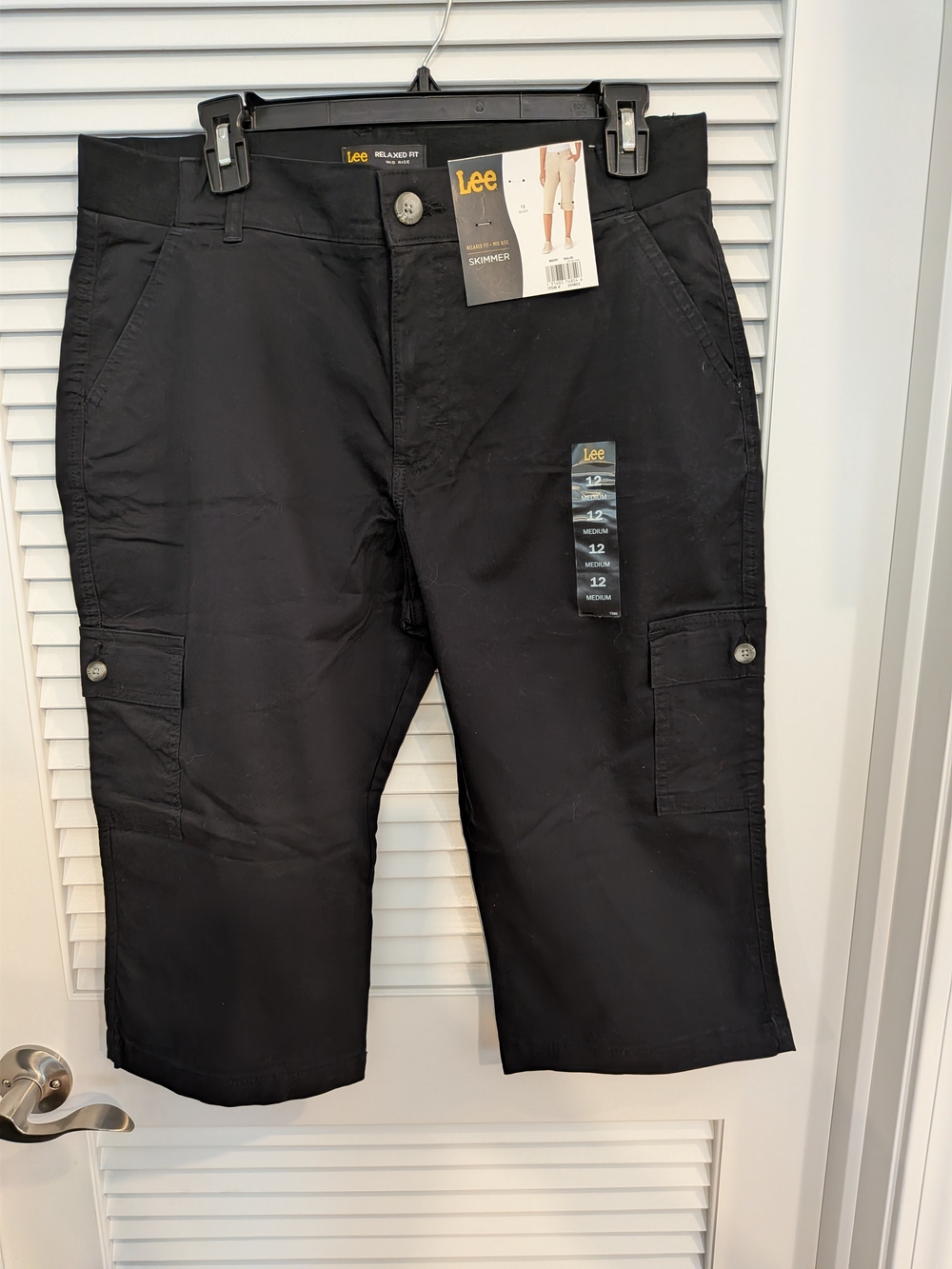 Lee Womt Black Cargo Shorts - Classic Utility Style Size 12